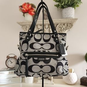 Coach Daisy Outline Silver & Black Signature Mia Cross Body / Hand Bag Hang Tags